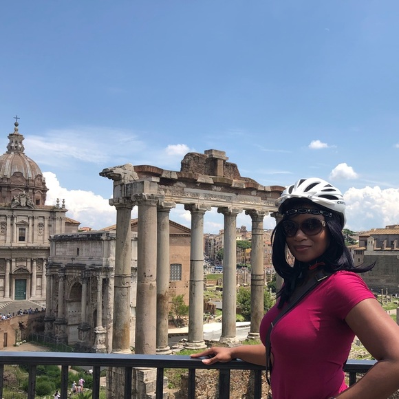 Meet your Posher, Kris - Picture 12 of 17